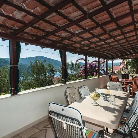 Awesome In With Kitchen Holiday home Vinisce