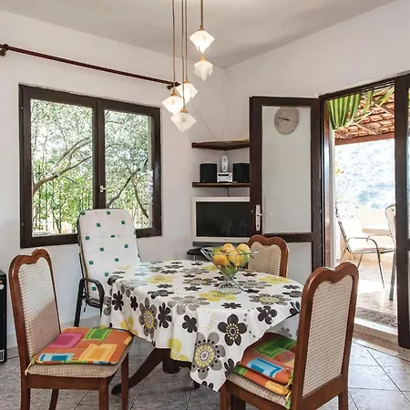 Holiday home Awesome In With Kitchen *